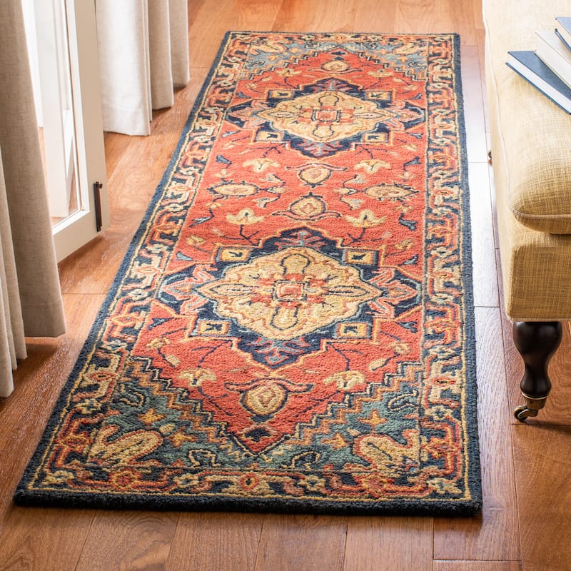 SAFAVIEH Handmade Heritage Shena Traditional Wool Rug - 2'3" x 8' Runner - Red/Navy - Runner