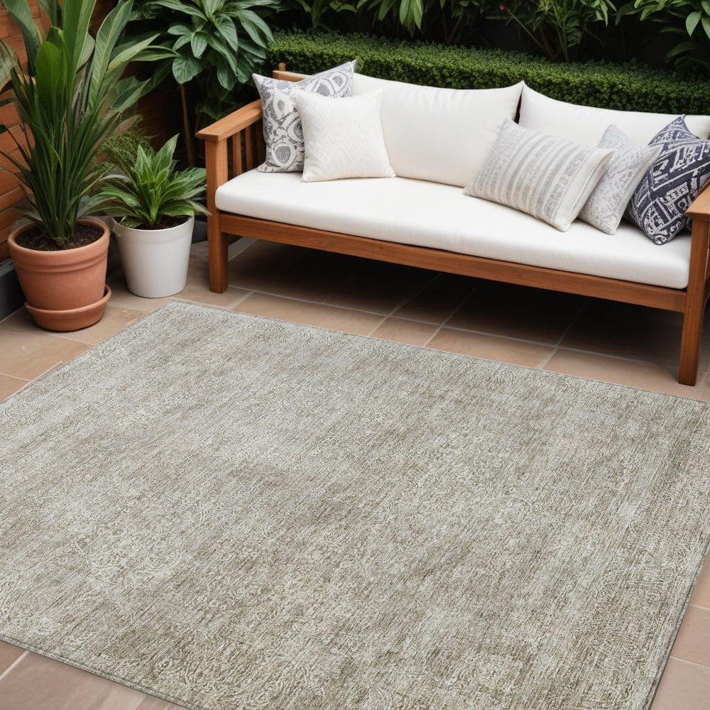 HomeRoots Floral Traditional Rectangle Outdoor Rug