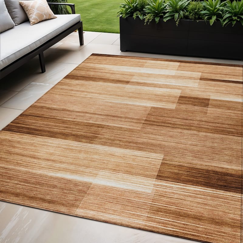 HomeRoots Striped Transitional Rectangle Outdoor Rug - 5' X 8'