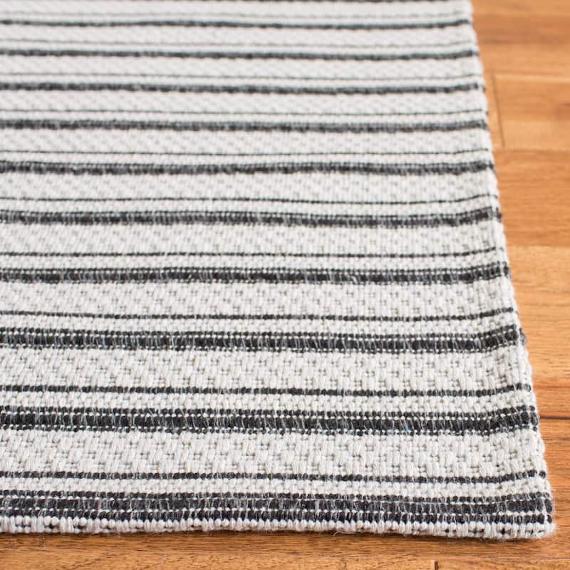 Martha Stewart by SAFAVIEH Unnie Stripe Cotton Rug