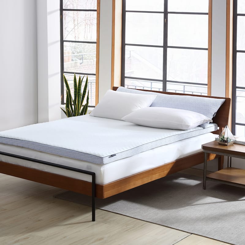 Smithsonian Sleep Collection 3-inch Premium Copper Infused Memory Foam Mattress Topper - White - Queen