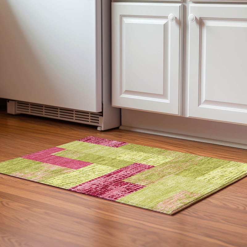 Premium Washable Super Soft Casual Geo Mayfield Rug - Lime - 1'8" x 2'6"