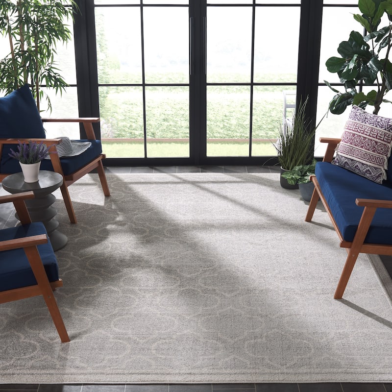 SAFAVIEH, Amherst Doraline Modern Rug