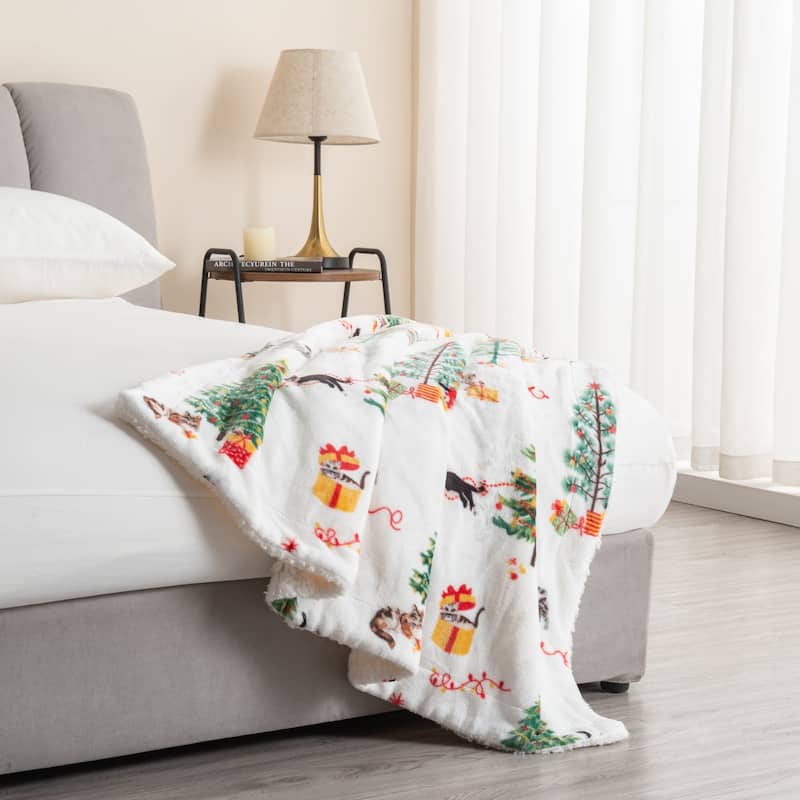 Linery & Co. Velvet Plush Fleece Reversible Sherpa Holiday Printed Throw.