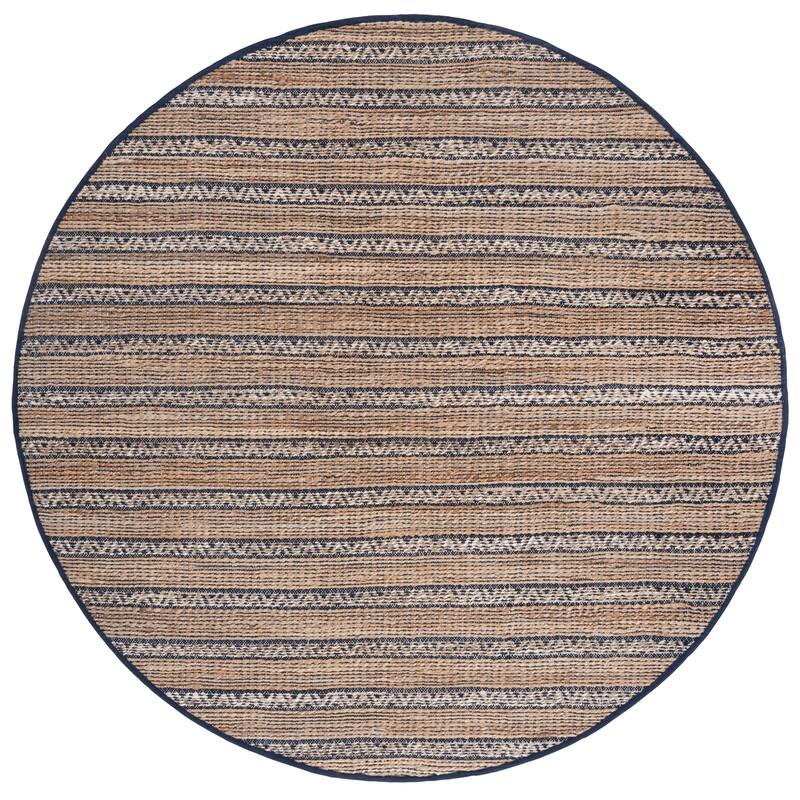 SAFAVIEH Handmade Natural Fiber Carmelina Geometric Seagrass Rug - 7' Round - Navy/Natural