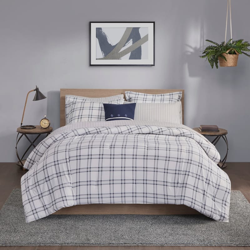 Madison Park Essentials Paton Navy Reversible Comforter Set with Bed Sheets