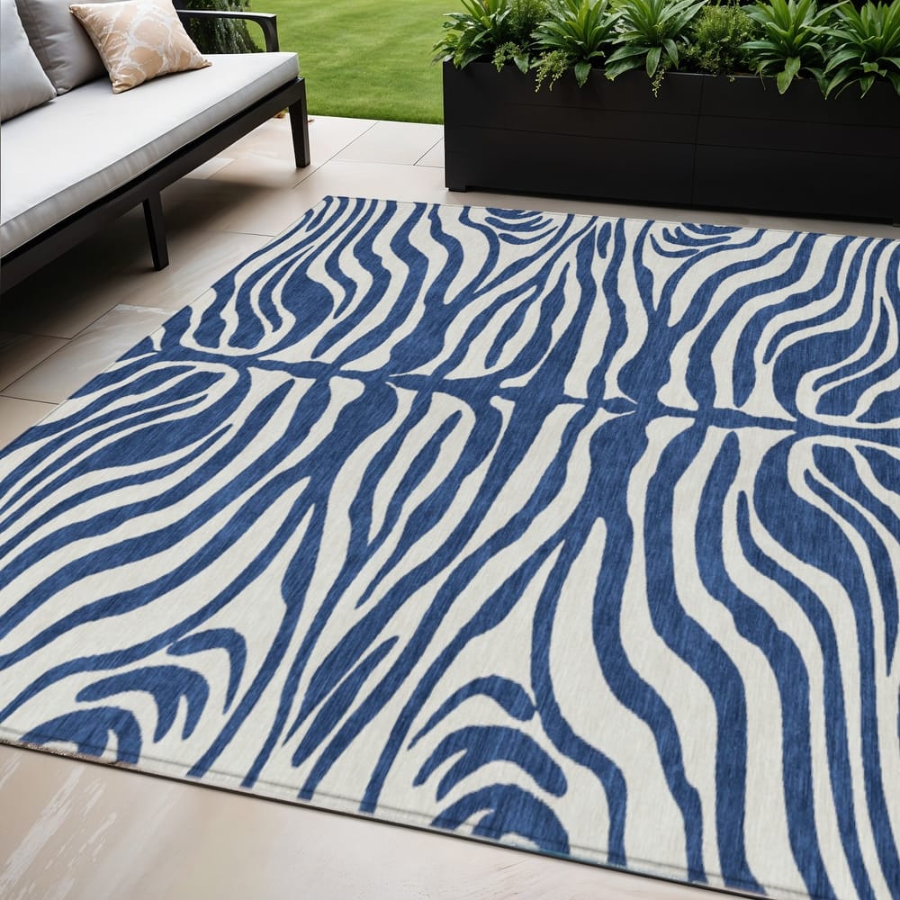 HomeRoots Animal Print Transitional Rectangle Outdoor Rug