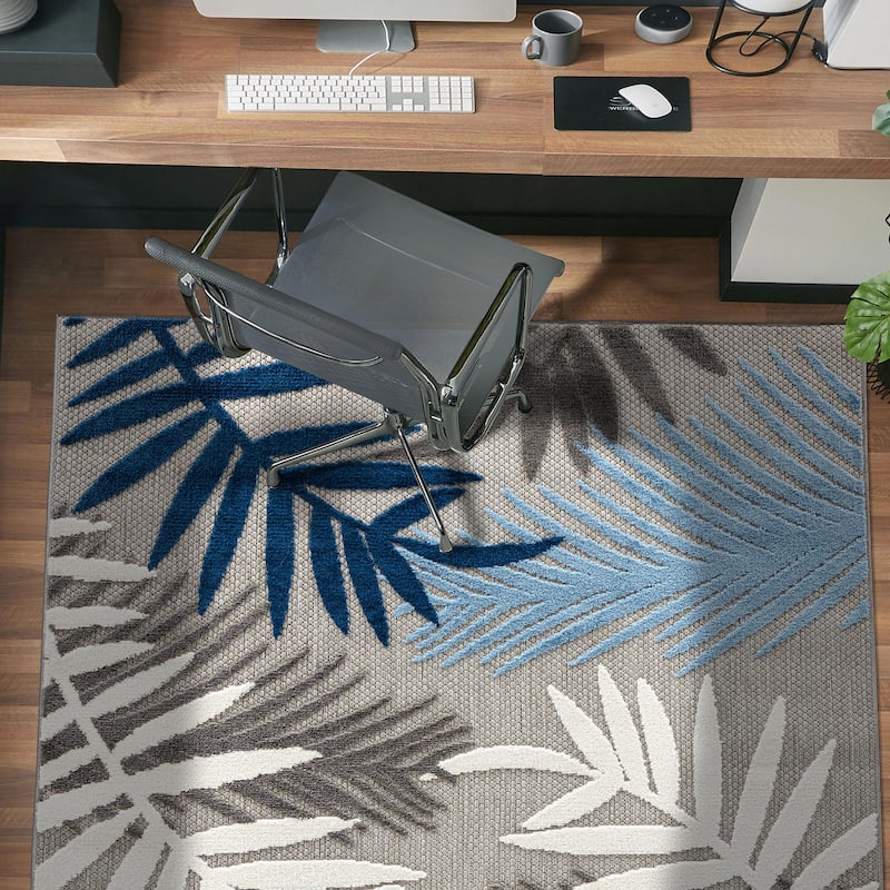 Evora Palm Frond Indoor/Outdoor Area Rug