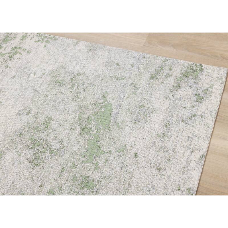 Kylie Collection - Green/Cream Distressed Rug