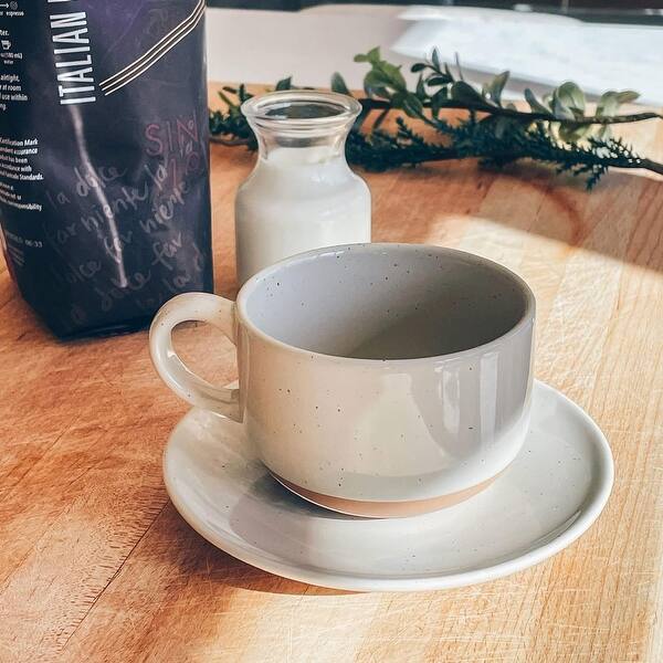 4 pc porcelain mug set new in box Linens N Things