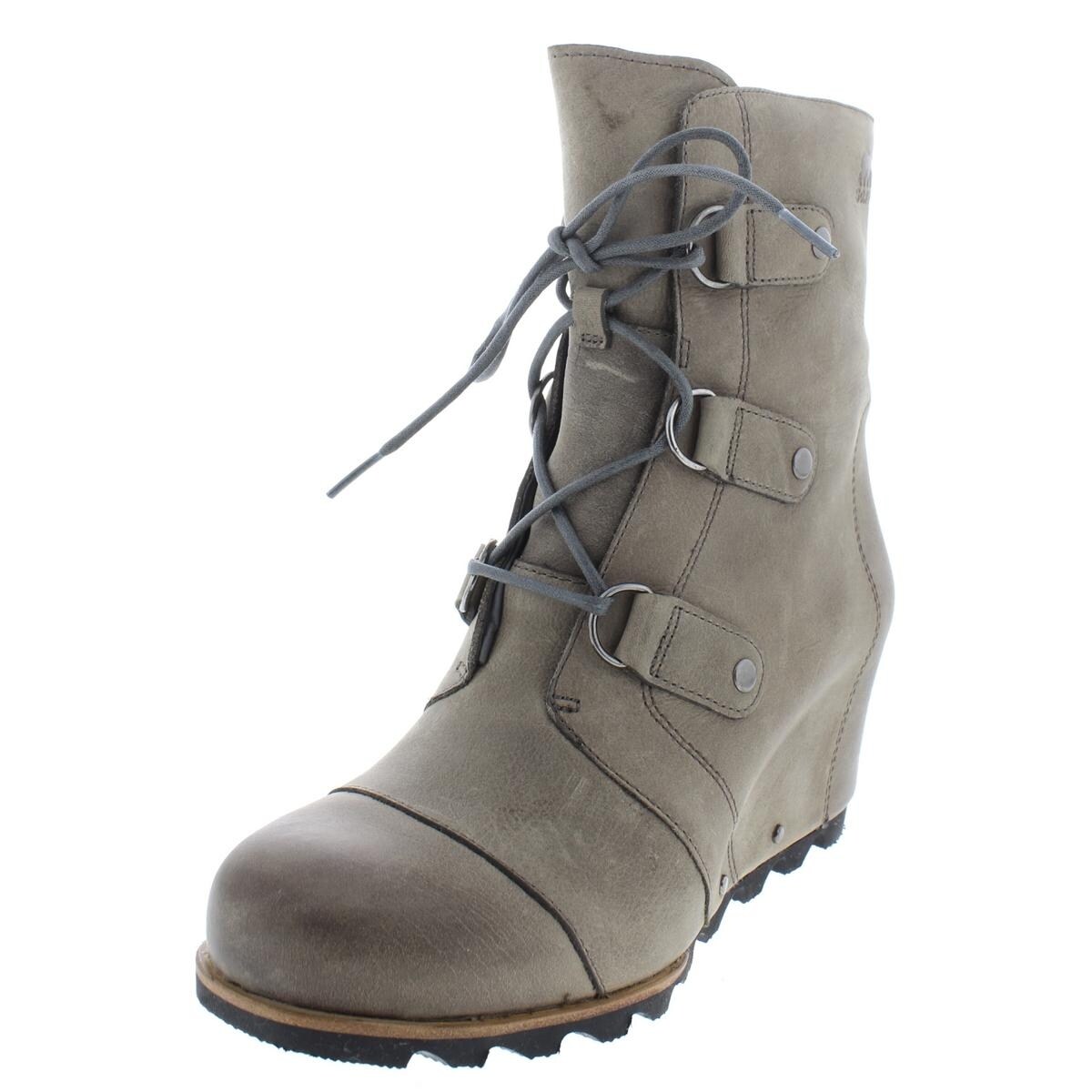 joan of arctic wedge 11