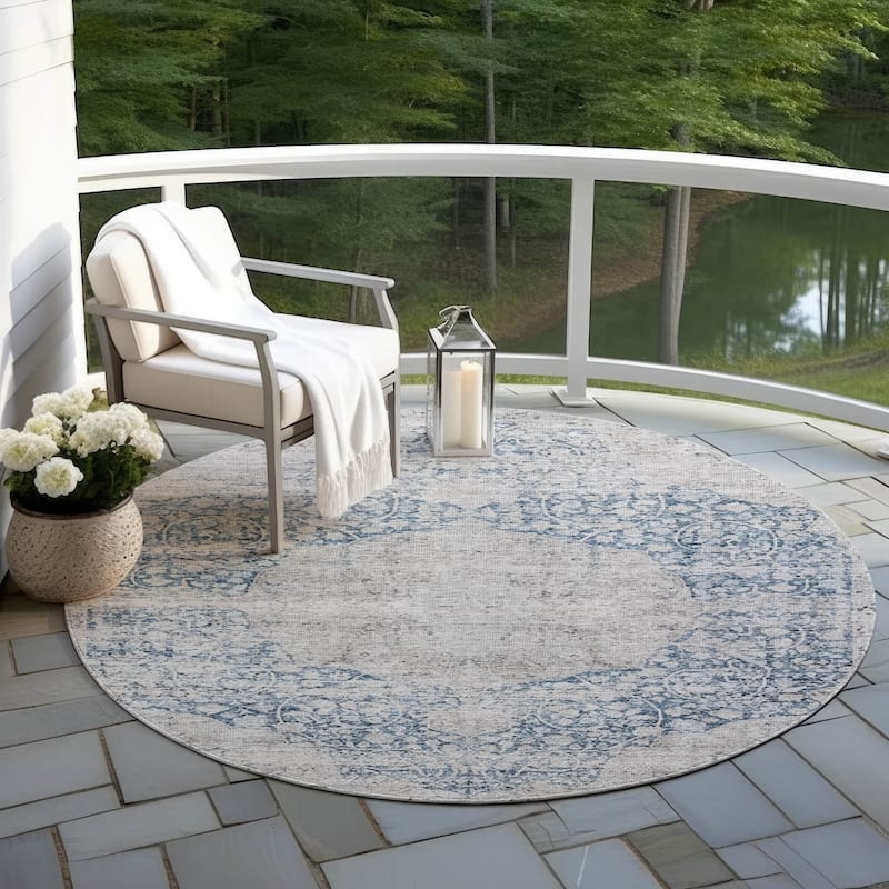 Machine Washable Indoor/ Outdoor Vintage Traditional Chantille Rug