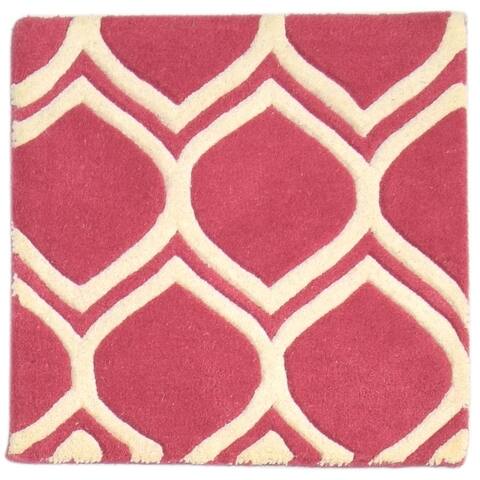 One of a Kind Hand-Tufted Modern & Contemporary (2'0"x2'0") 2' x 3' Trellis Wool Rug - 2'0"x2'0"