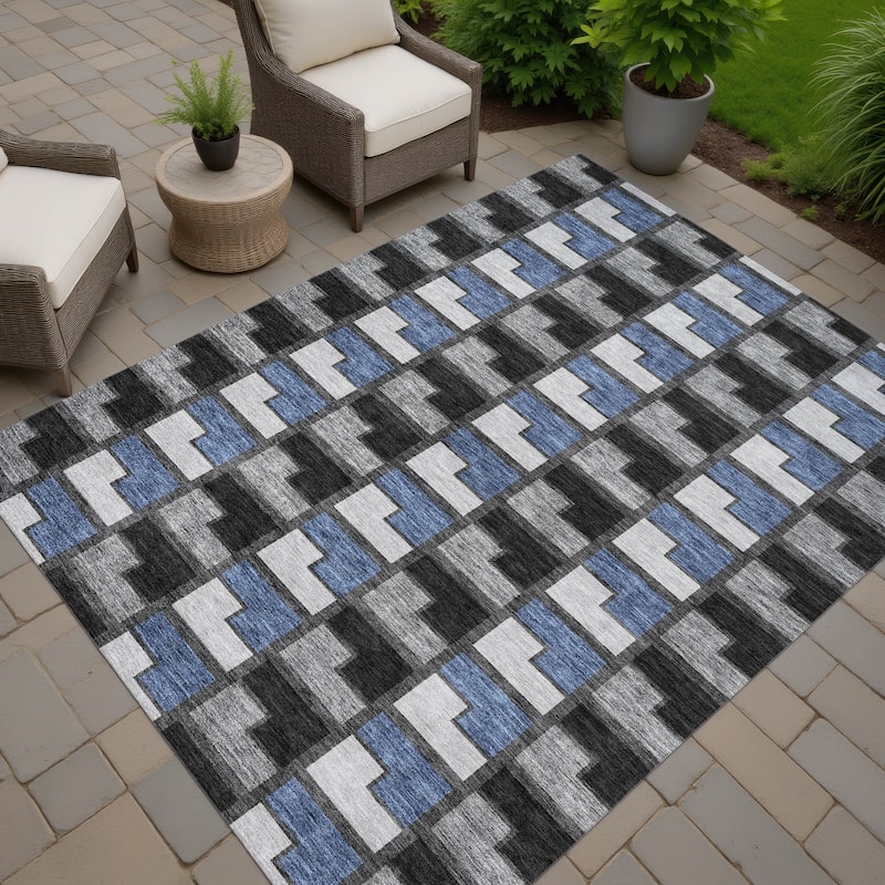 Machine Washable Indoor/ Outdoor Contemporary Kaylee Chantille Rug
