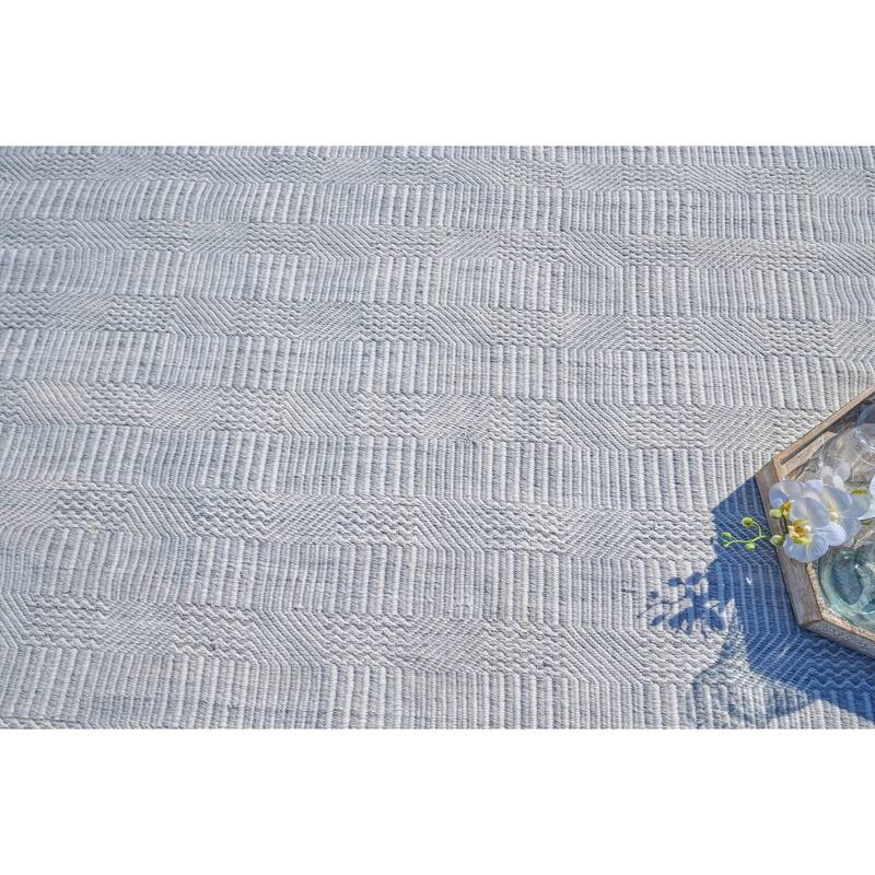 Naples Indoor/Outdoor Flatweave PET yarn Light Silver Area Rug.