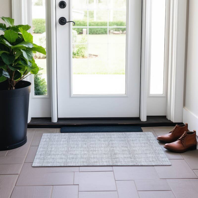 Machine Washable Indoor/ Outdoor Chantille Diamond Argyle Rug - Pewter - 1'8" x 2'6"