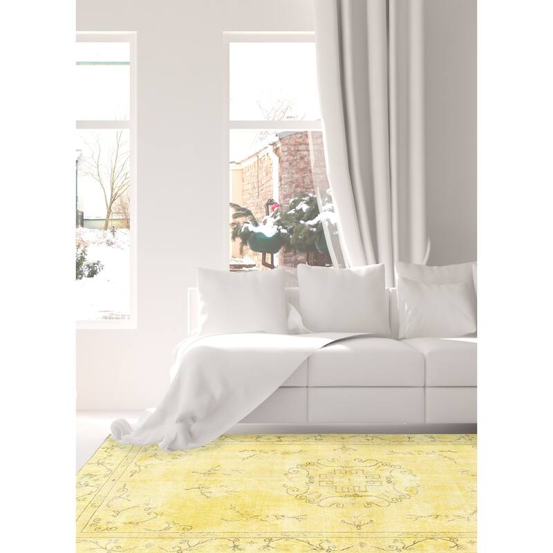 ECARPETGALLERY Hand-knotted Color Transition Light Yellow Wool Rug - 5'2 x 9'2