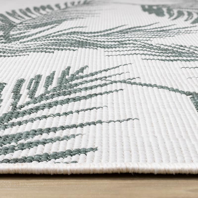 Green Cream Reversible Leaves Indoor/Outdoor Area Rug