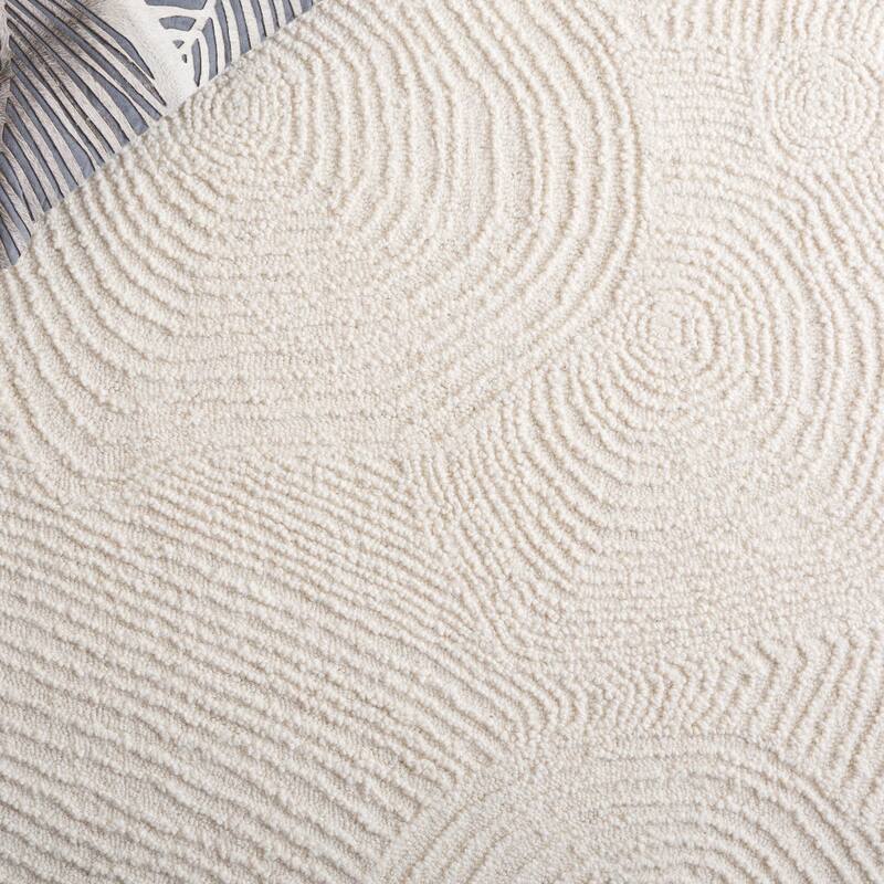 SAFAVIEH Handmade Mykonos Aureliea Modern & Contemporary Wool Rug