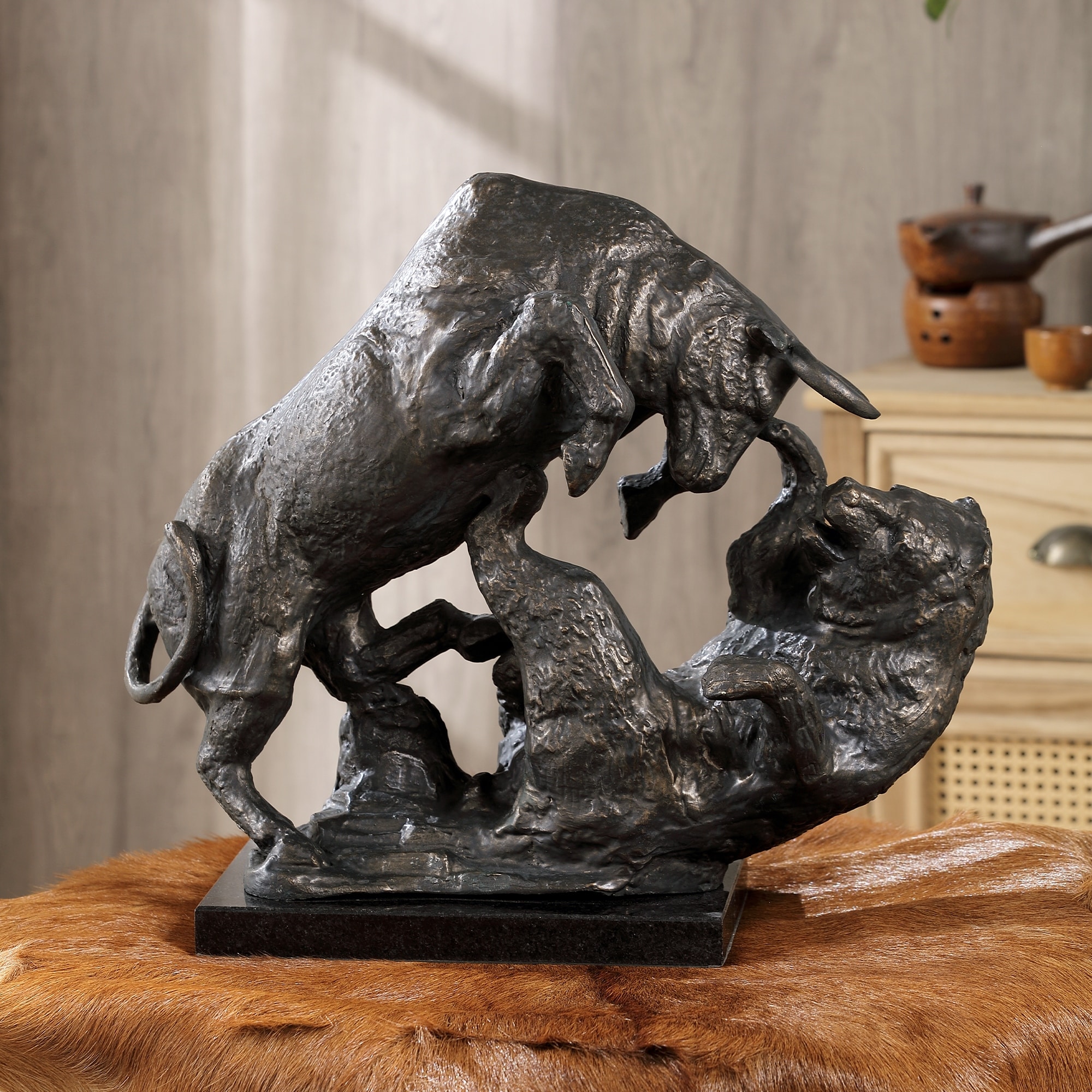 Spi Market Fighters Bear And Bull 17.5" X 20.5" X 9" 18.0 Lbs. - 17.5 X 20.5 X 9 inches