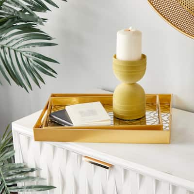CosmoLiving by Cosmopolitan Gold Plastic Mirrored Geometric Living Room Decor Tray (Set of 2) - S/2 14", 16"W