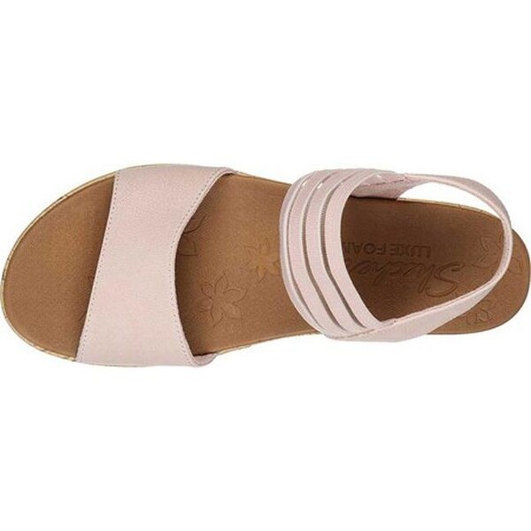 skechers brie lo profile