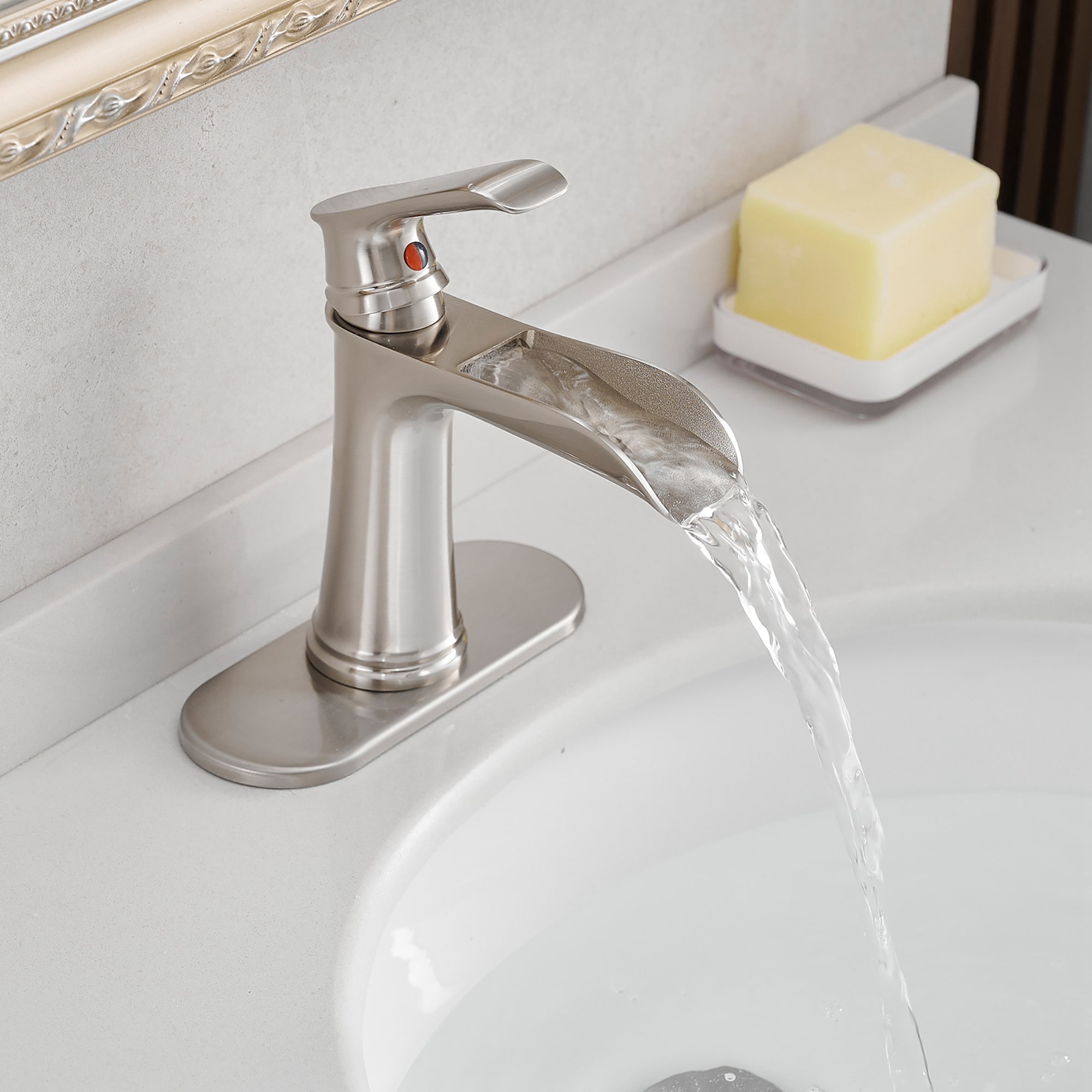 Single-handle Bathroom Waterfall Sink Faucet with Drain and Deckplate