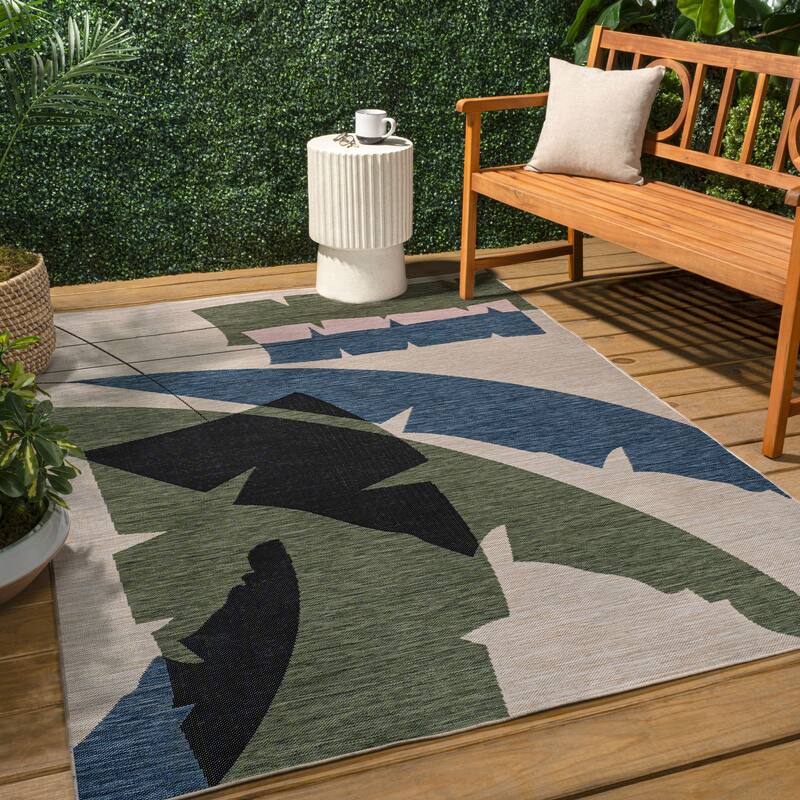 JONATHAN Y Shelby Coastal Vintage Abstract Palm Leaf Indoor/Outdoor Area Rug