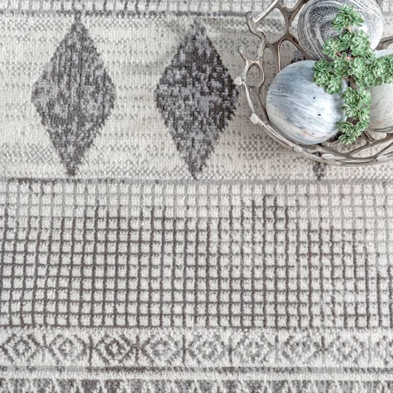 Nuloom Mosaic Tribal Stripes Solid Area Rug