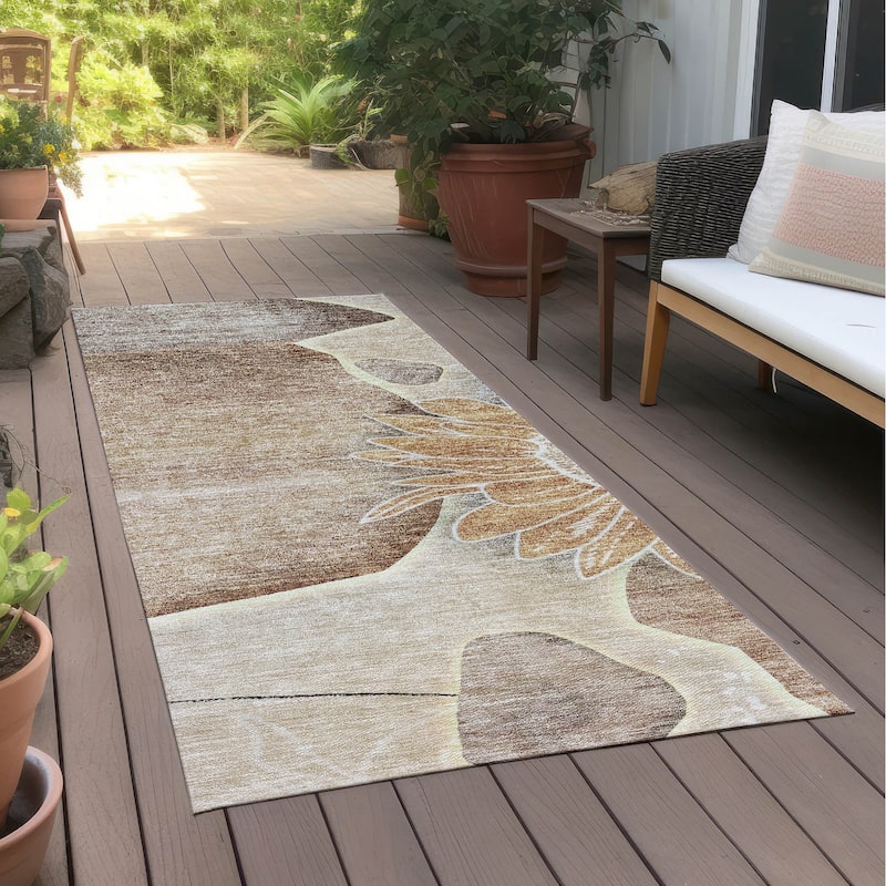 Machine Washable Indoor/ Outdoor Chantille Modern Sunflower Rug