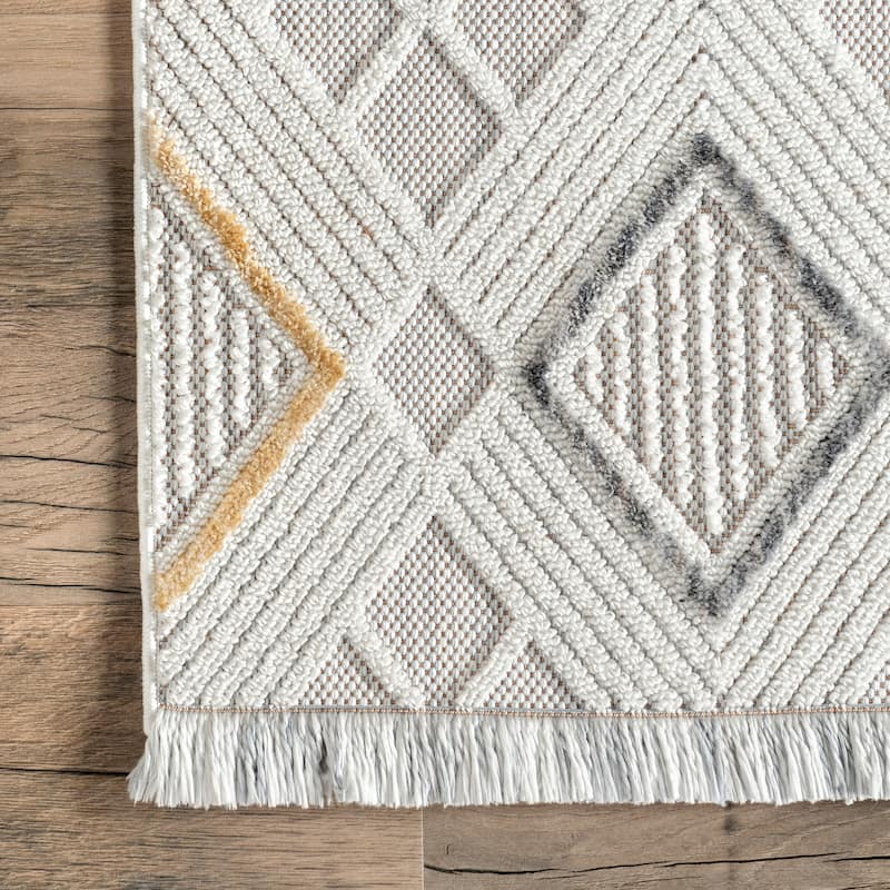 Nuloom Madge Contemporary Tiled Fringe Area Rug