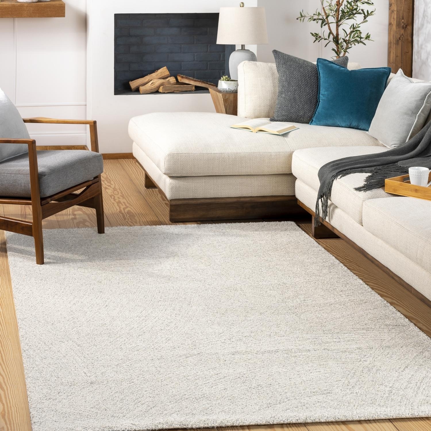 Livabliss Casual Gavic Abstract Area Rug.