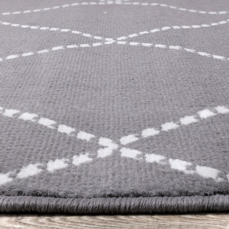 Florence Collection - Grey/Cream Trellis Design Rug - 4'7" x 6'7"
