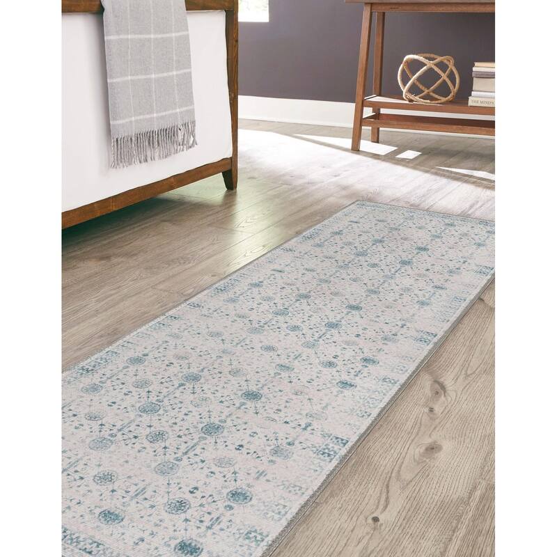 Transitional Rine Collection Area Rug