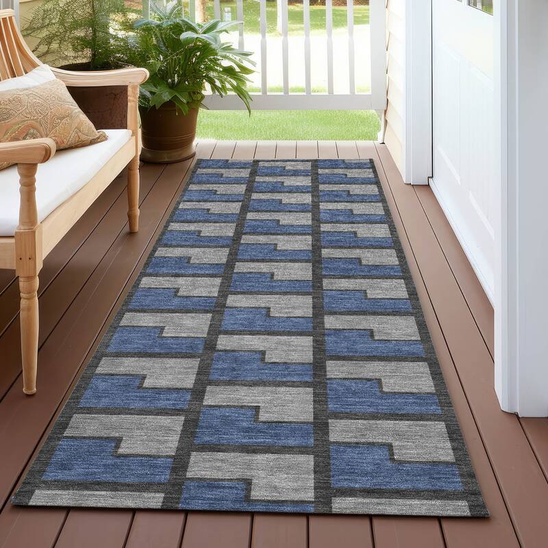 Machine Washable Indoor/ Outdoor Modern Cody Chantille Rug - Navy - 2'3" x 7'6"