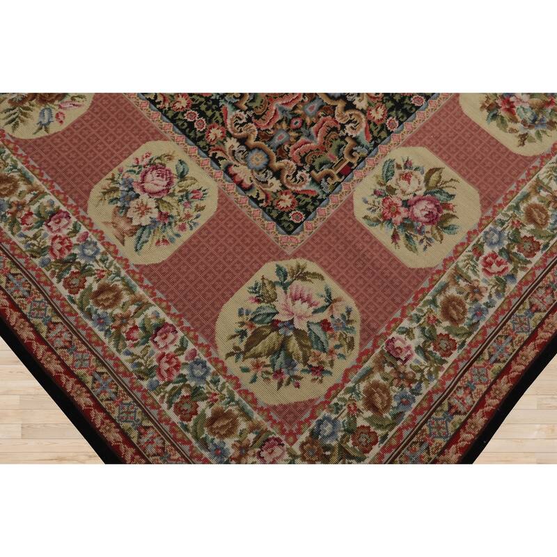 7'8''x9'8'' Hand Woven Wool Black Aubusson Needlepoint Floral Area Rug - 7' 8'' x 9' 8''