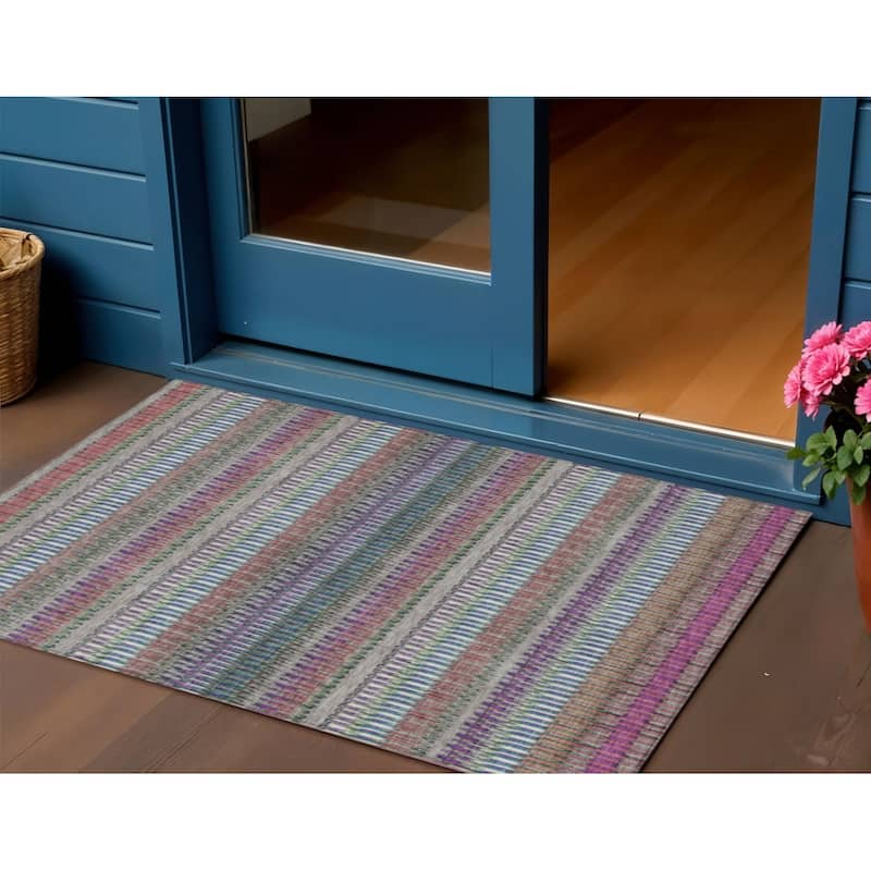 HomeRoots Striped Transitional Rectangle Outdoor Rug - 3' x 5'