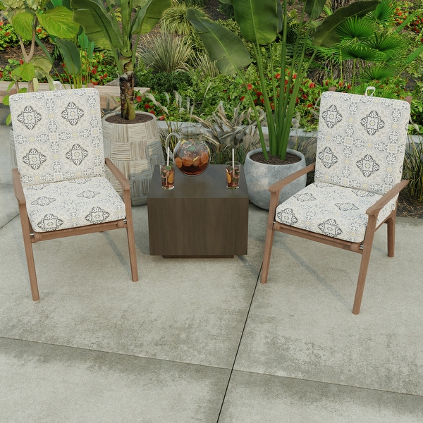 Outdoor chair outlet pads with ties