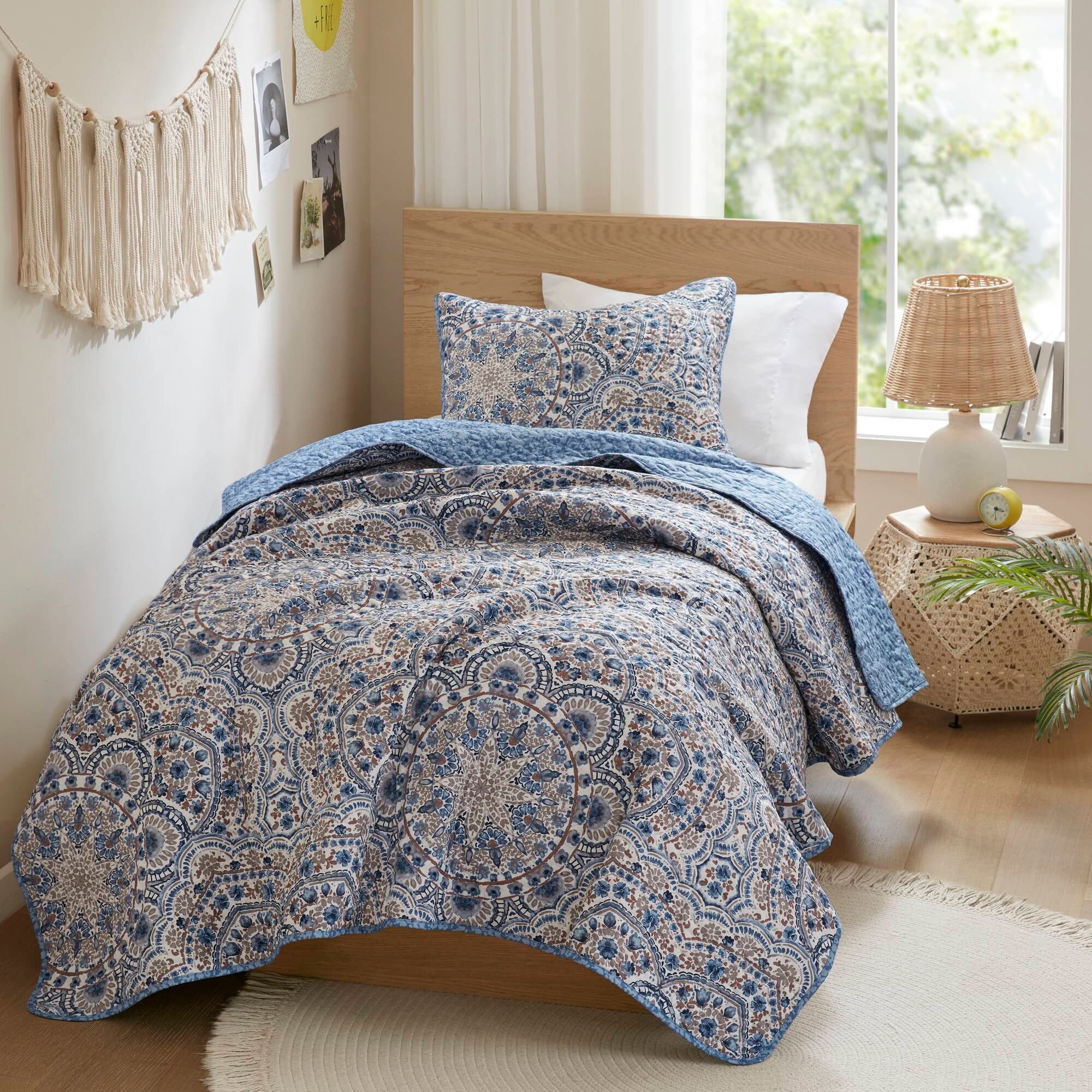 Chelsea Square Valerie Boho Floral Reversible Quilt