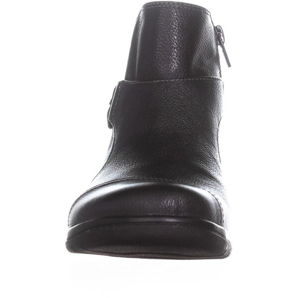clarks cheyn work bootie