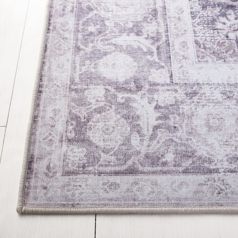 SAFAVIEH, Tucson Machine Washable Slip Resistant Queenie Oriental Medallion