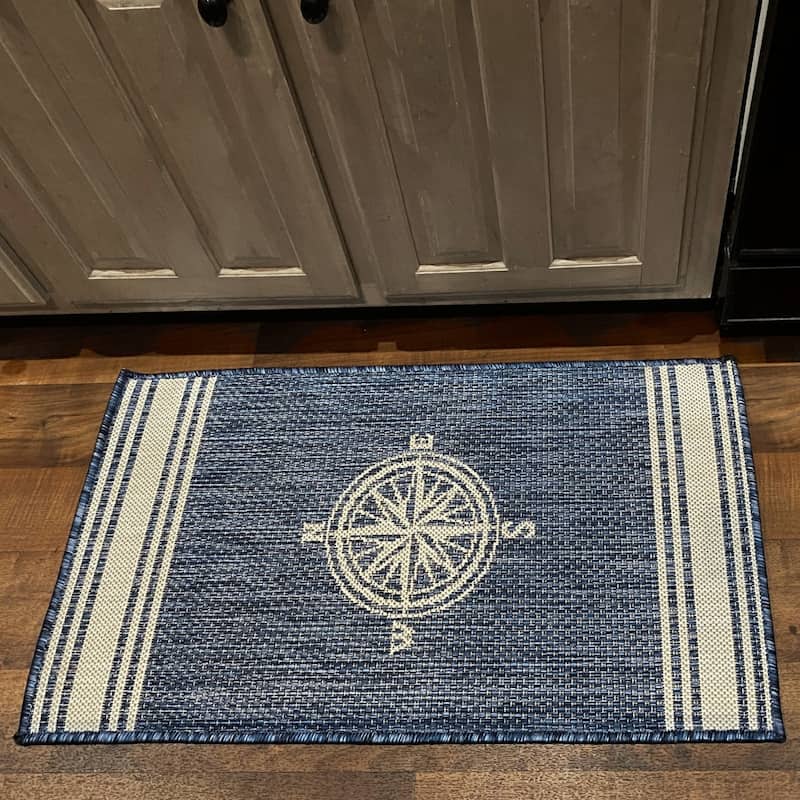 Sevita Tides Nautical Compass Blue/White Indoor/Outdoor Area Rug