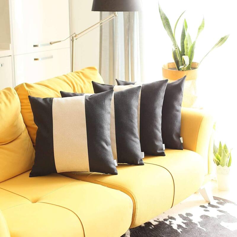 HomeRoots Set Of Four 18" X 18" Grey And Black Geometric Zippered Handmade Polyester Throw Pillow