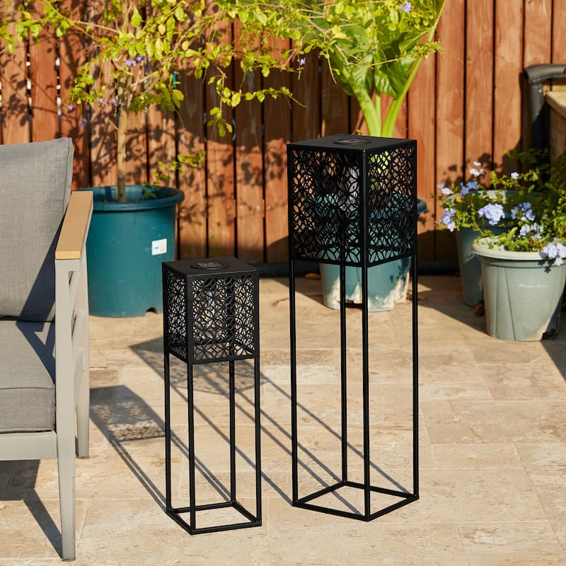 Glitzhome Set of 2 Black Metal Cutout Pattern Solar Powered Edison Bulb Outdoor Floor Lantern or planter stands