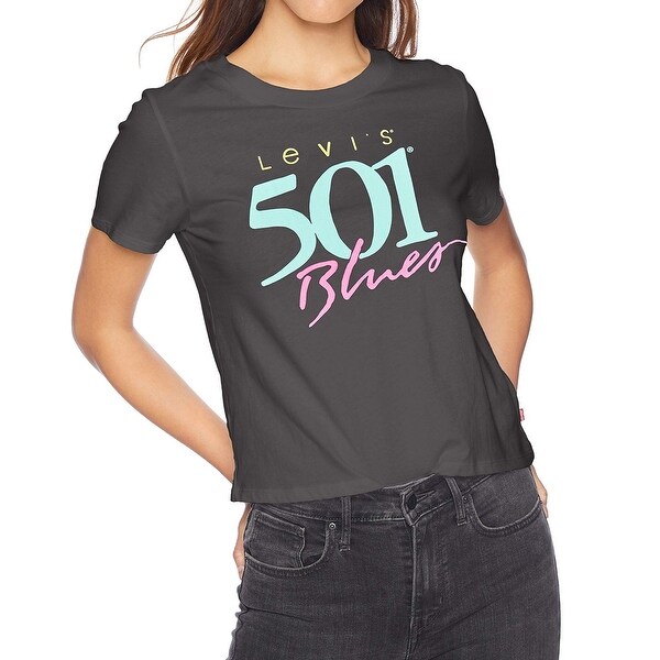 black levi's t shirt women's