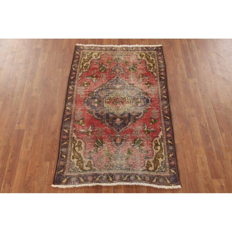 Hand Knotted Oriental 100% Wool Carpet Traditional Floral Pink Tabriz Area Rug - 4' 10'' X 3' 2''