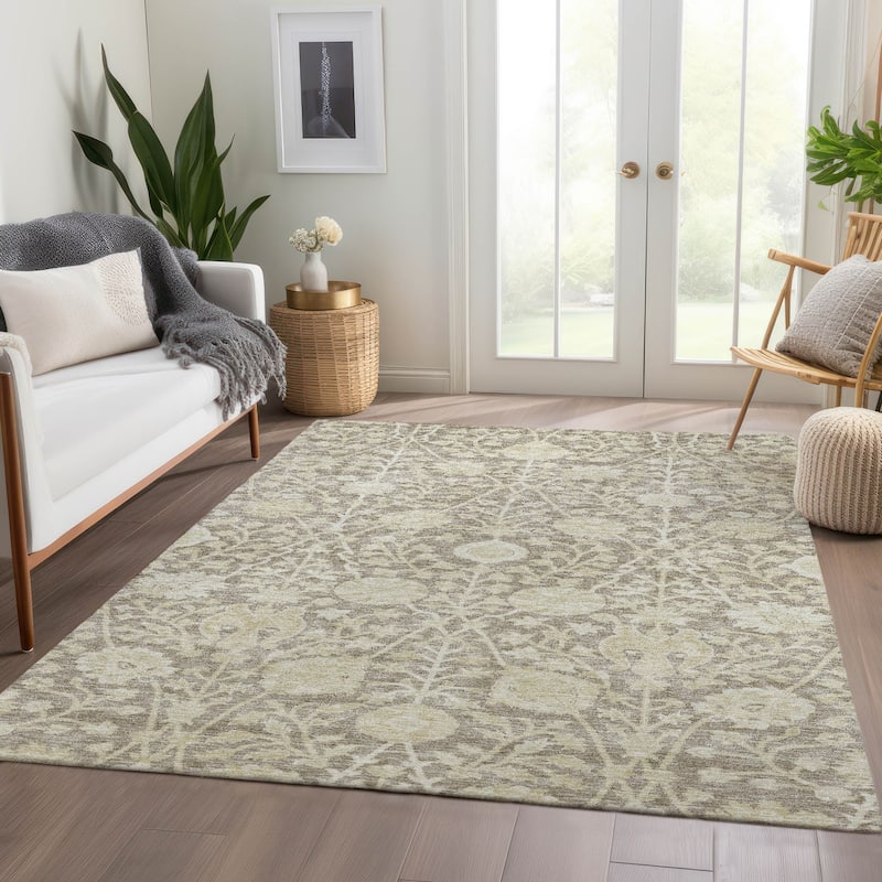 Machine Washable Indoor/ Outdoor Traditional Kashan Chantille Rug