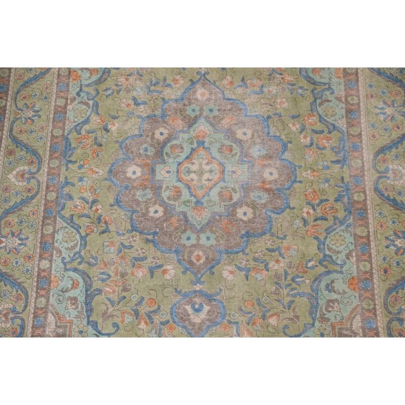 Hand Knotted Oriental 100% Wool Carpet Traditional Medallion Green Tabriz Area Rug - 9' 5'' X 6' 7''