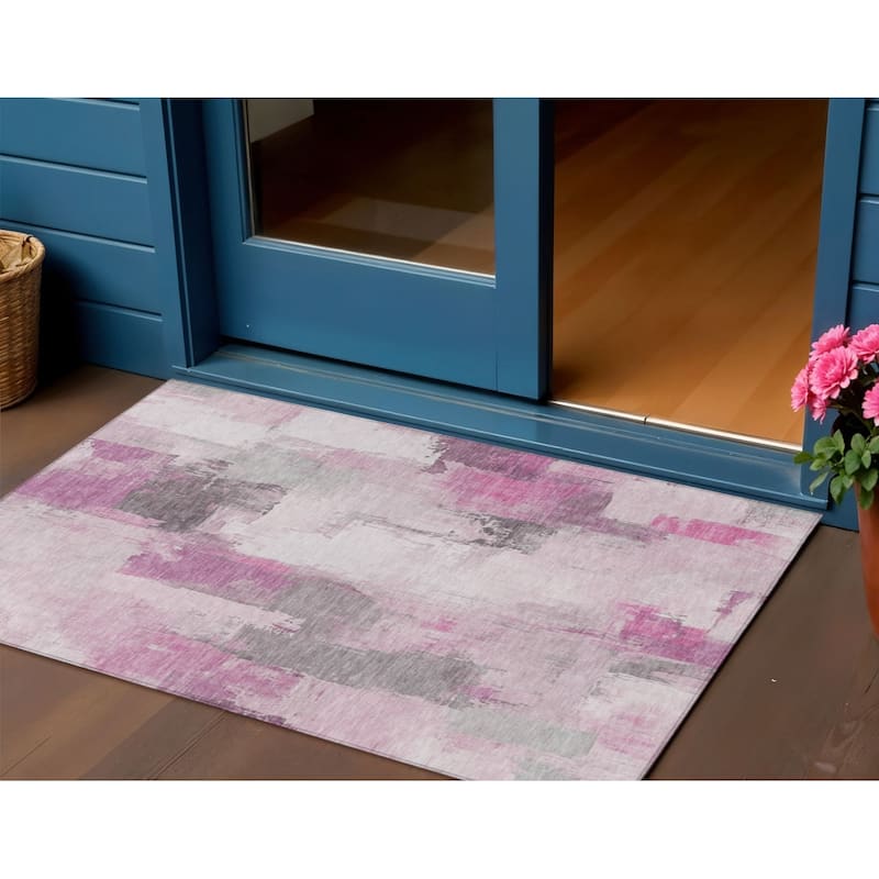 HomeRoots Abstract Transitional Rectangle Outdoor Rug - 3' x 5'