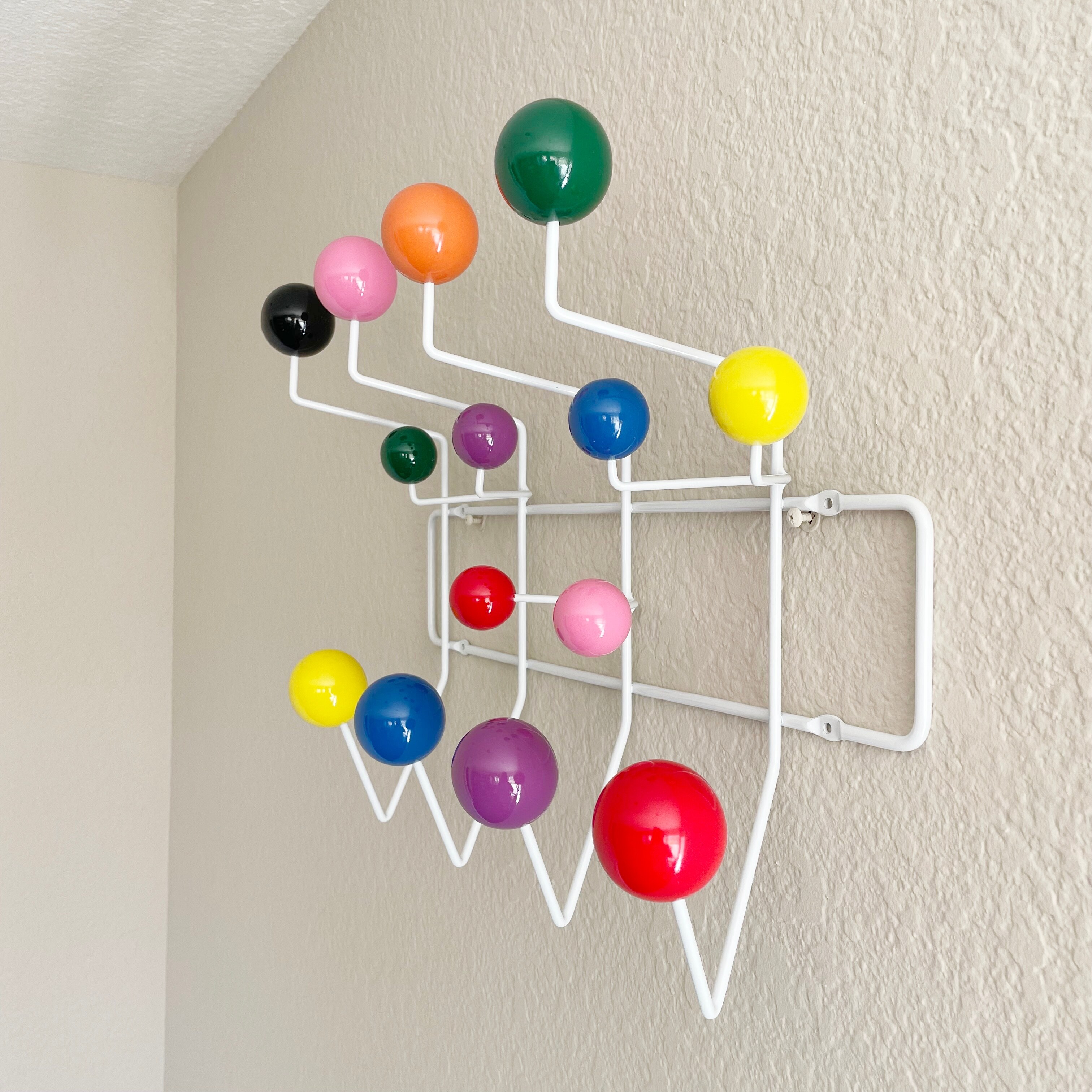 Mocka discount coat stand